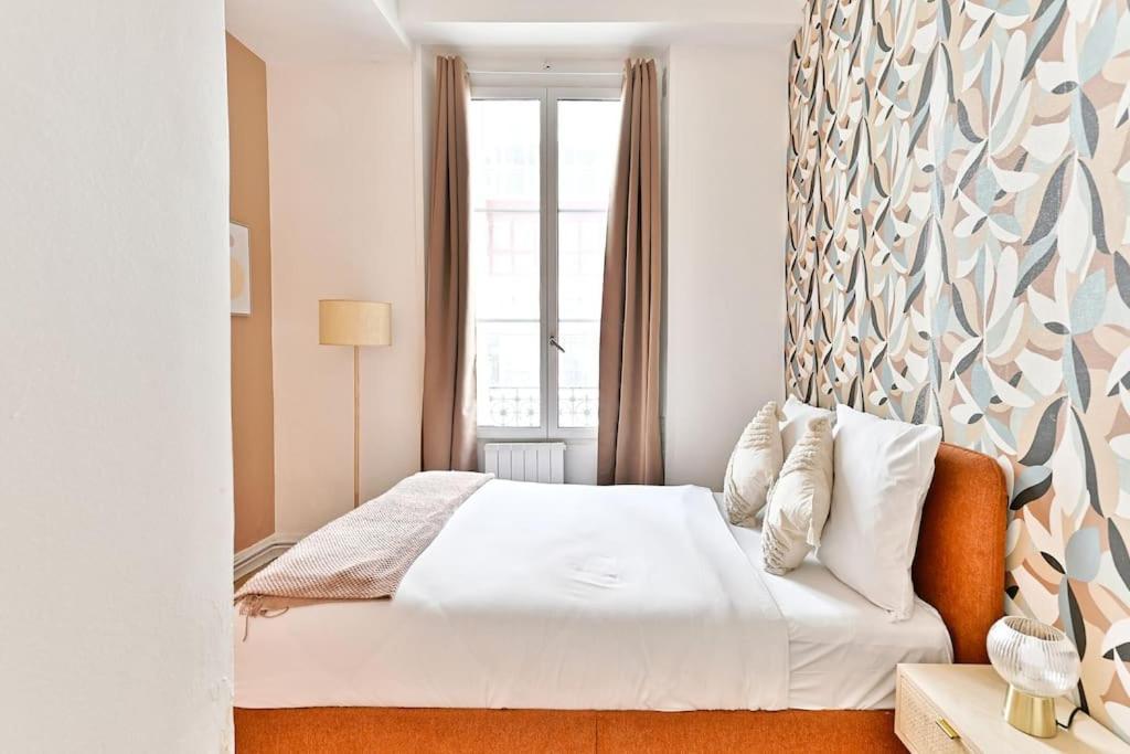 Appartement Magnifique Neuf Rose 14eme - Ii
